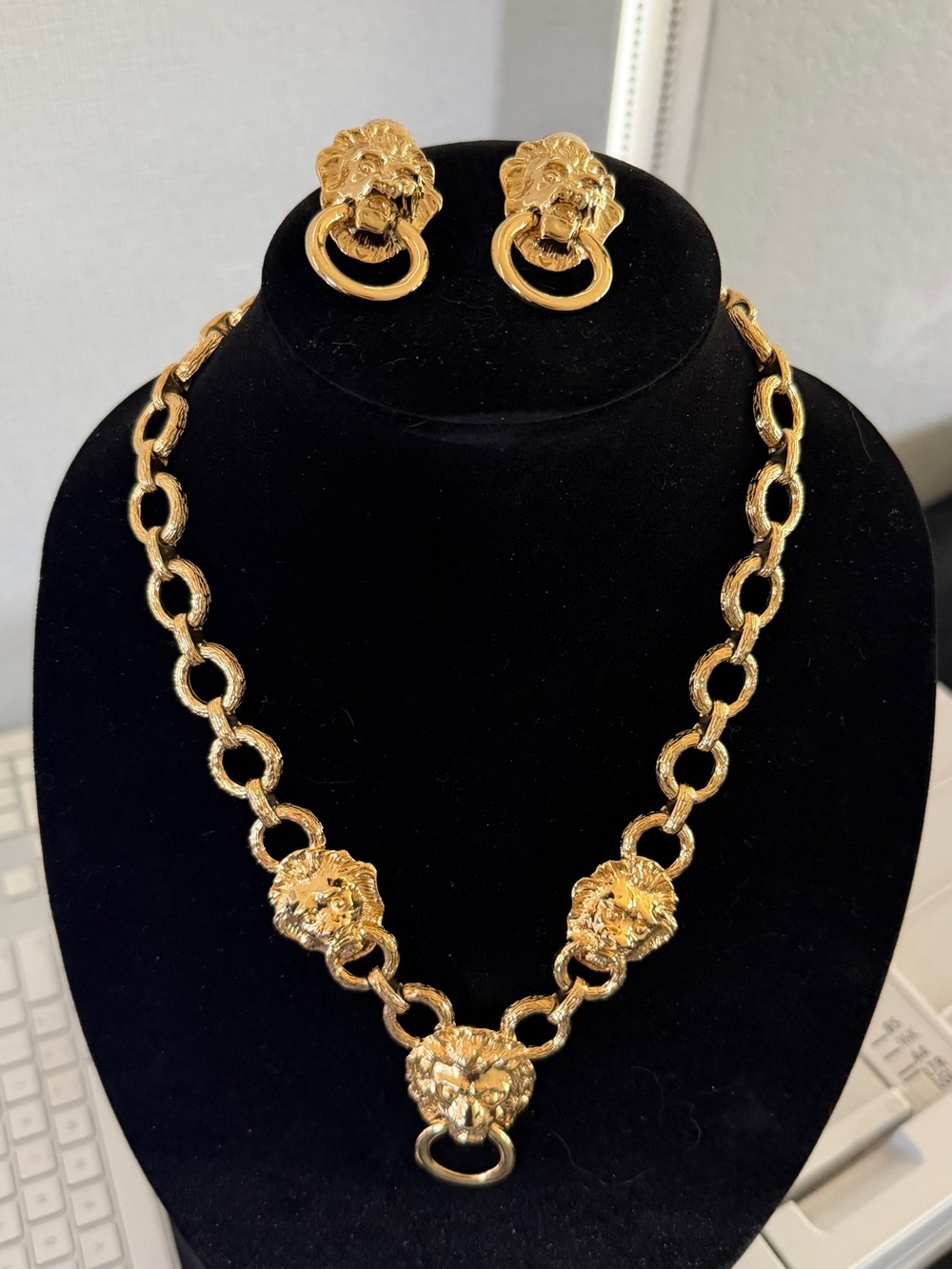 Vintage Kenneth Jay Lane KJL Triple Lion Head Necklace Earrings Set w/ Box